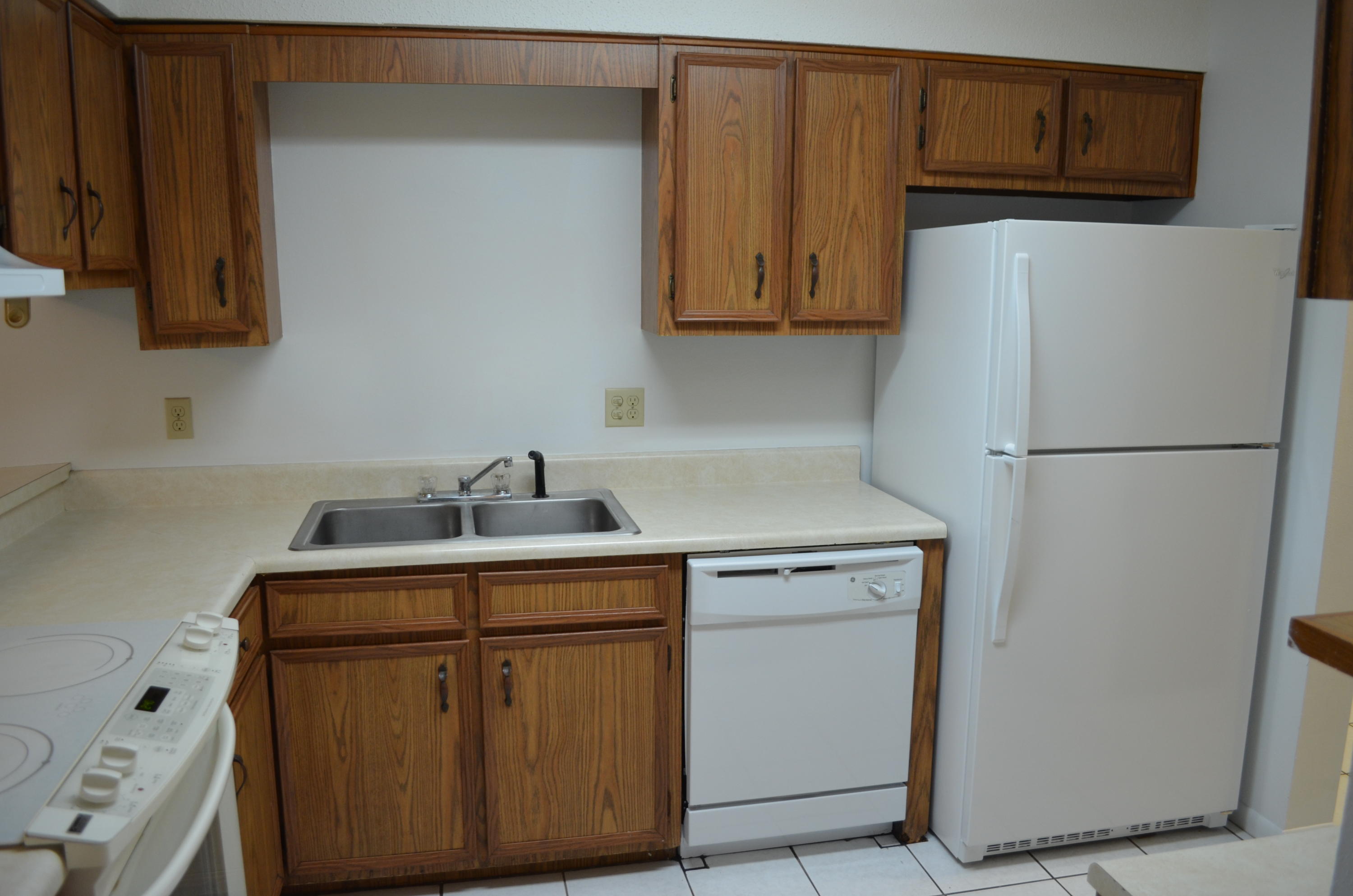 WOODHAM MANOR 1ST ADDN - Residential Lease