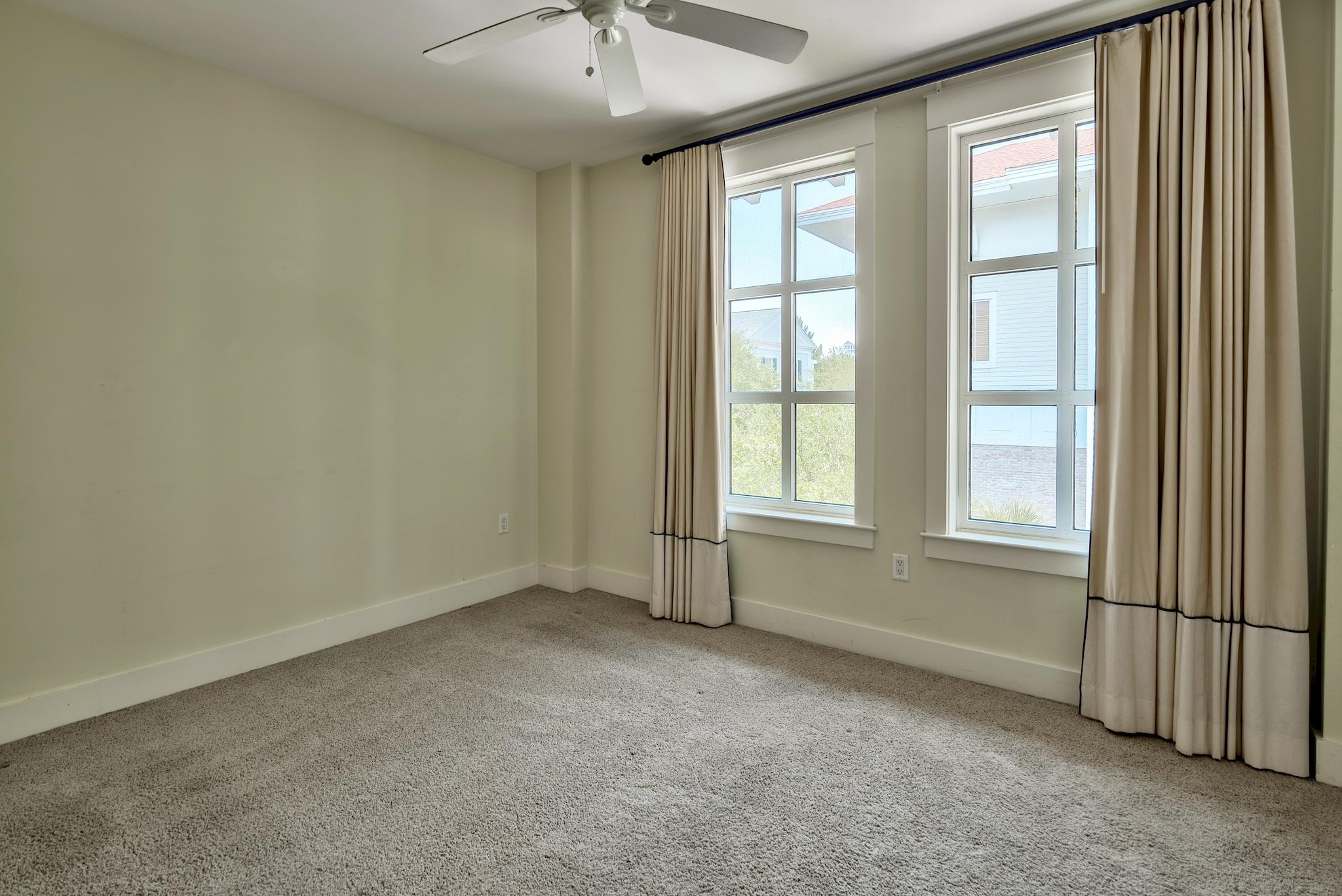 MARKET ST INN - Residential Lease
