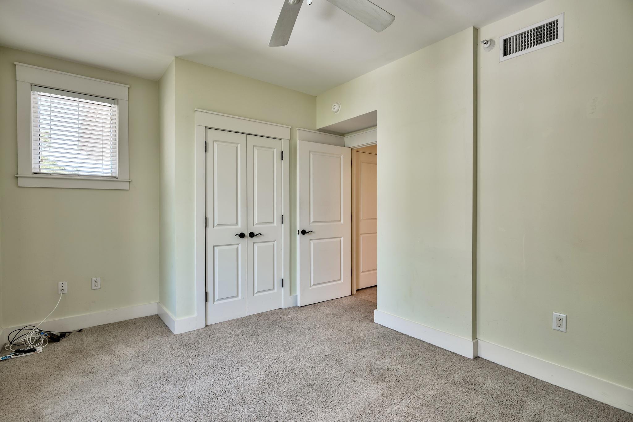 MARKET ST INN - Residential Lease
