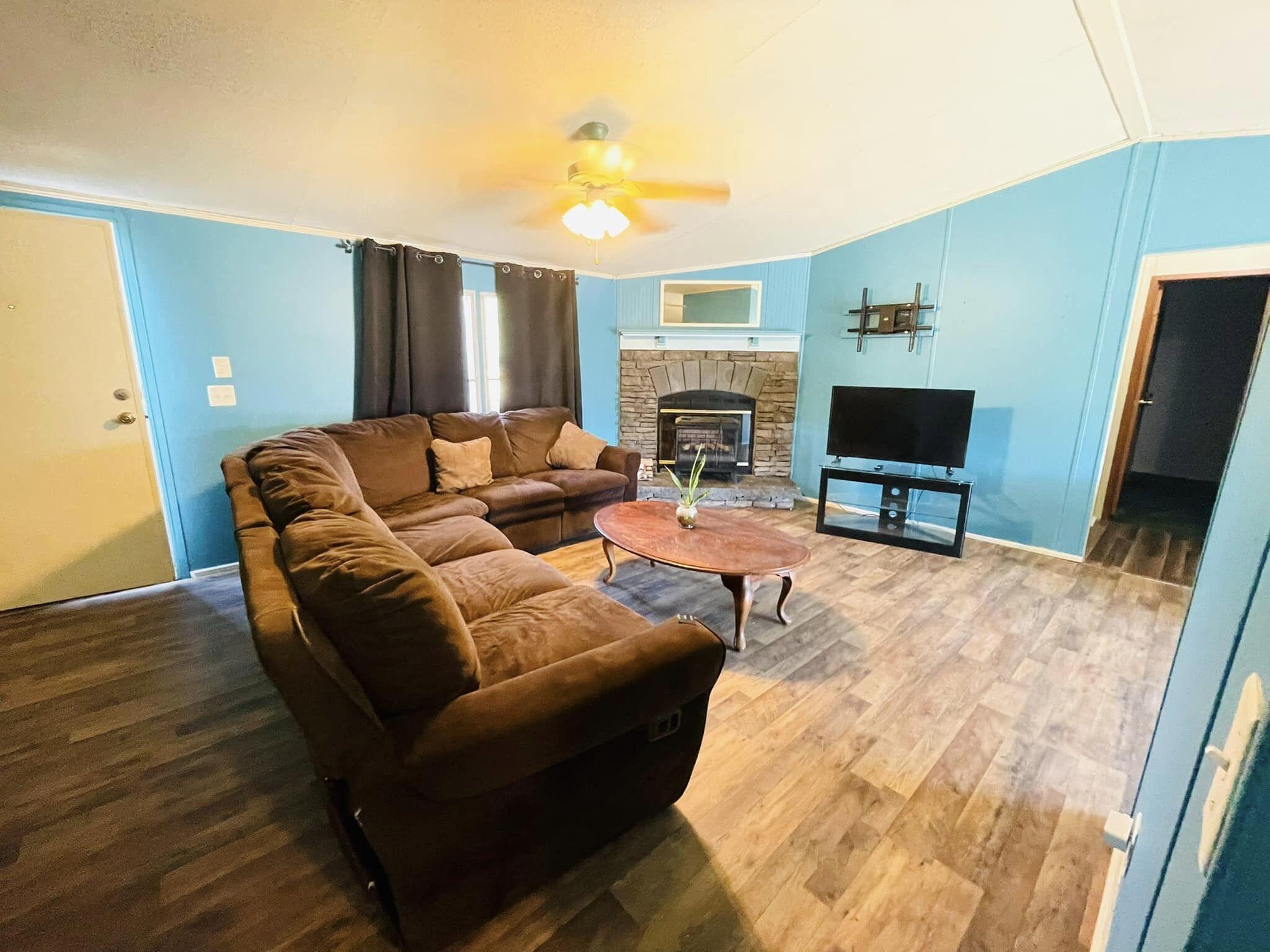 Douglas Shores - Residential Lease