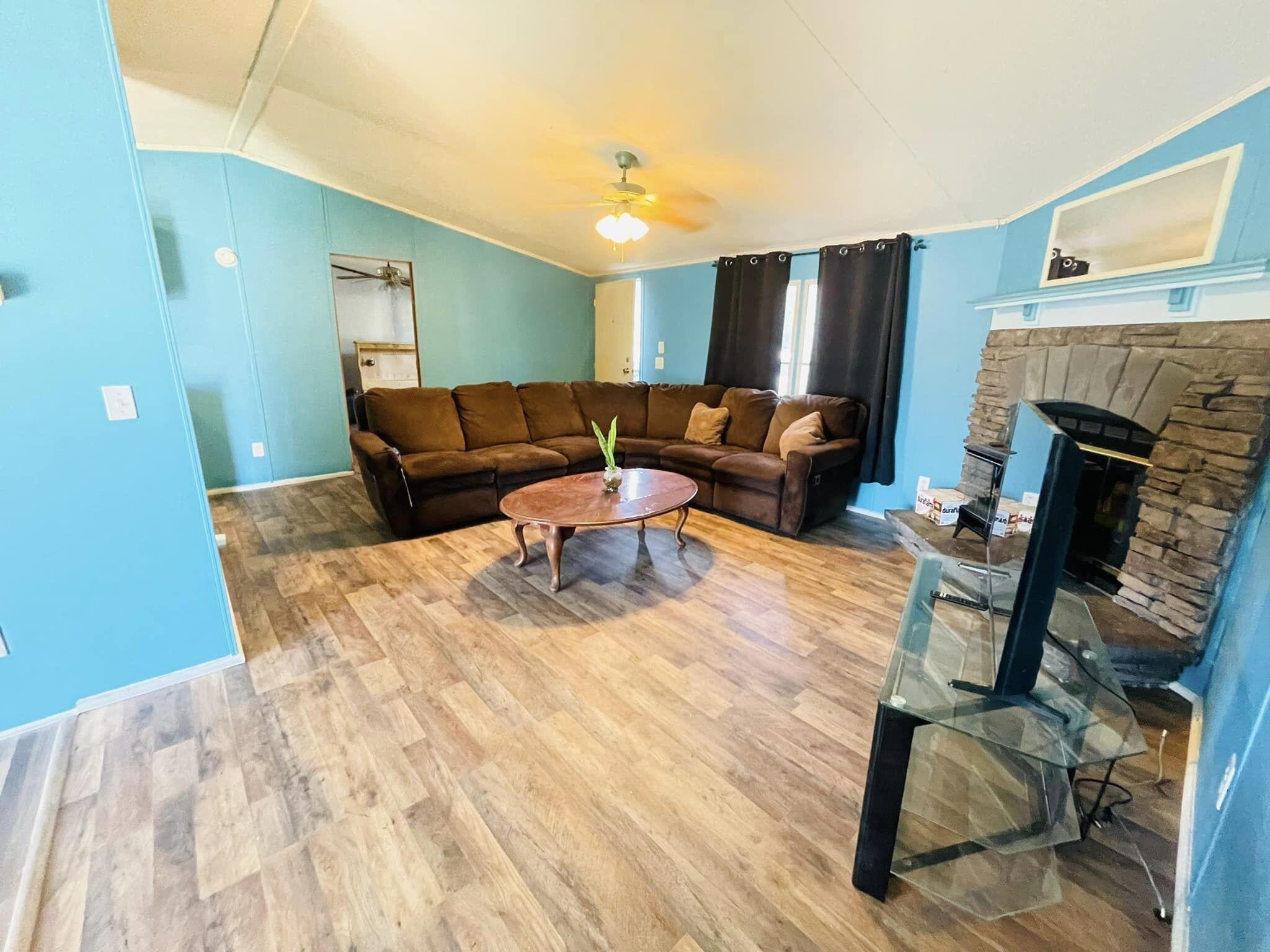 Douglas Shores - Residential Lease