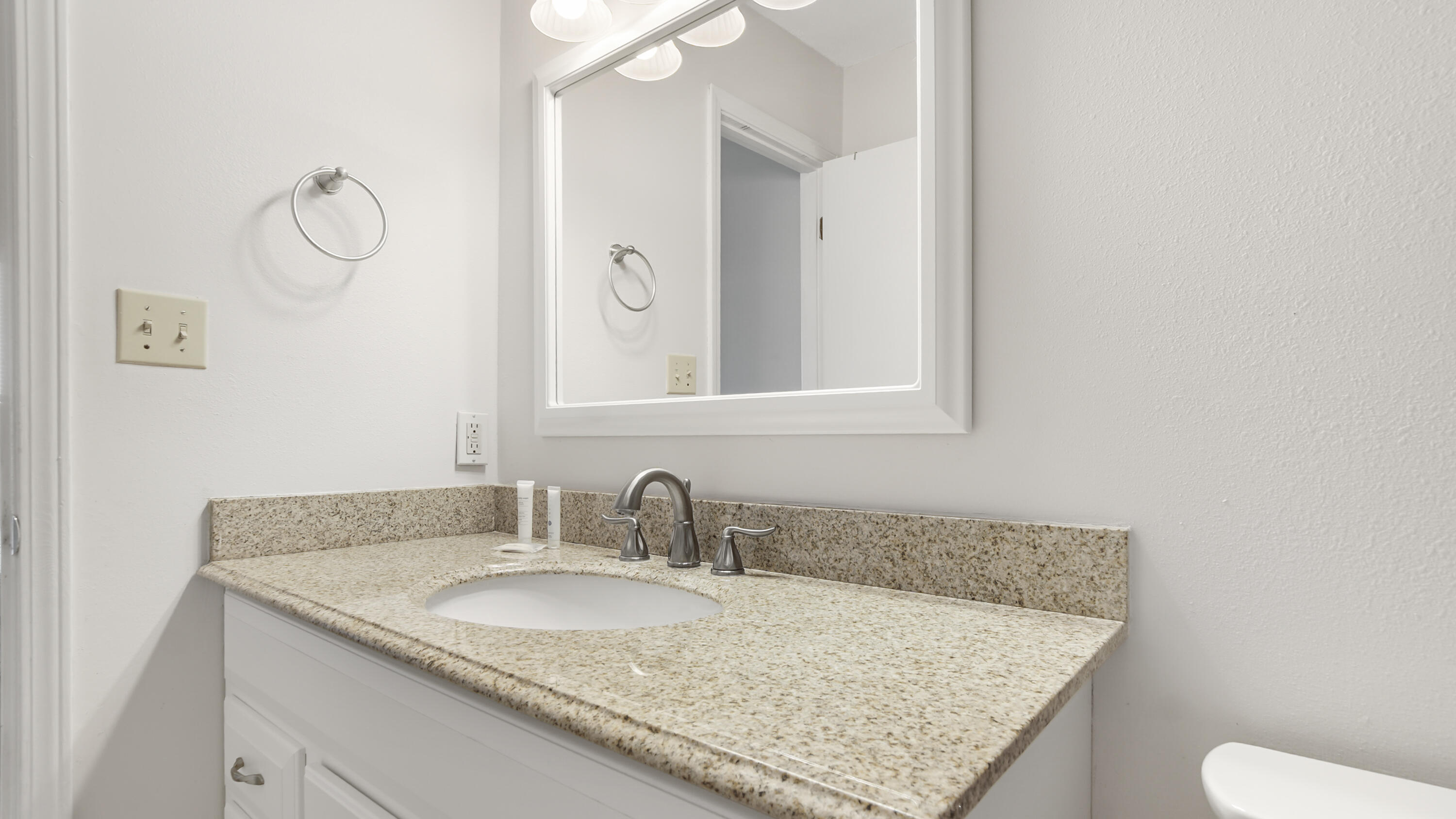 MISTY COVE T/H PH 1 - Residential