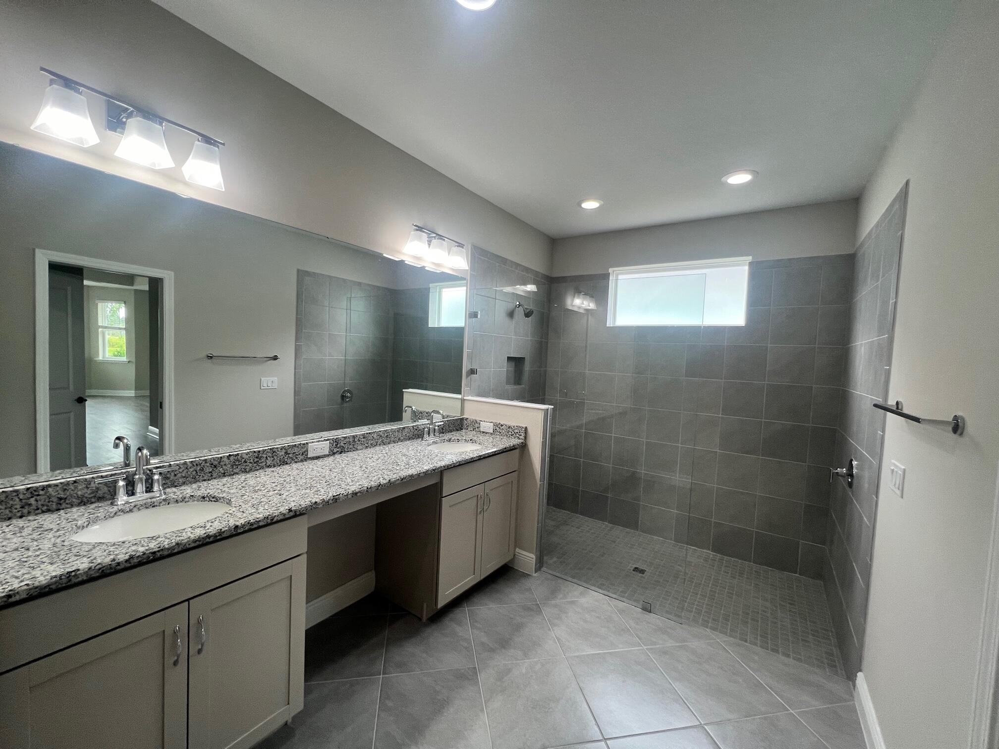 Margaritaville Latitudes Watersound - Residential