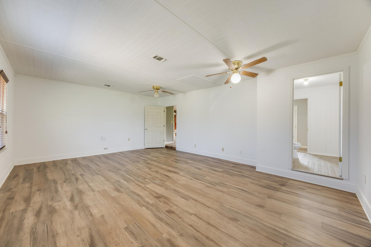 BAKER HEIGHTS - Residential