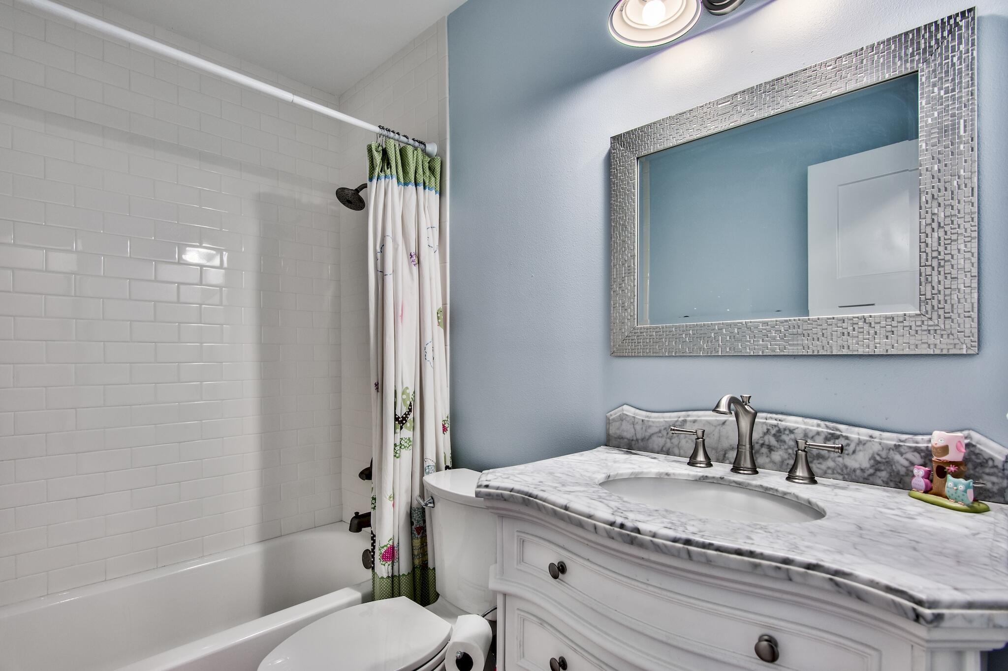 LE CHATEAU - Residential