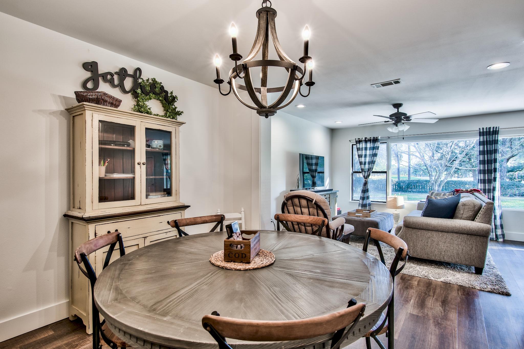 LE CHATEAU - Residential