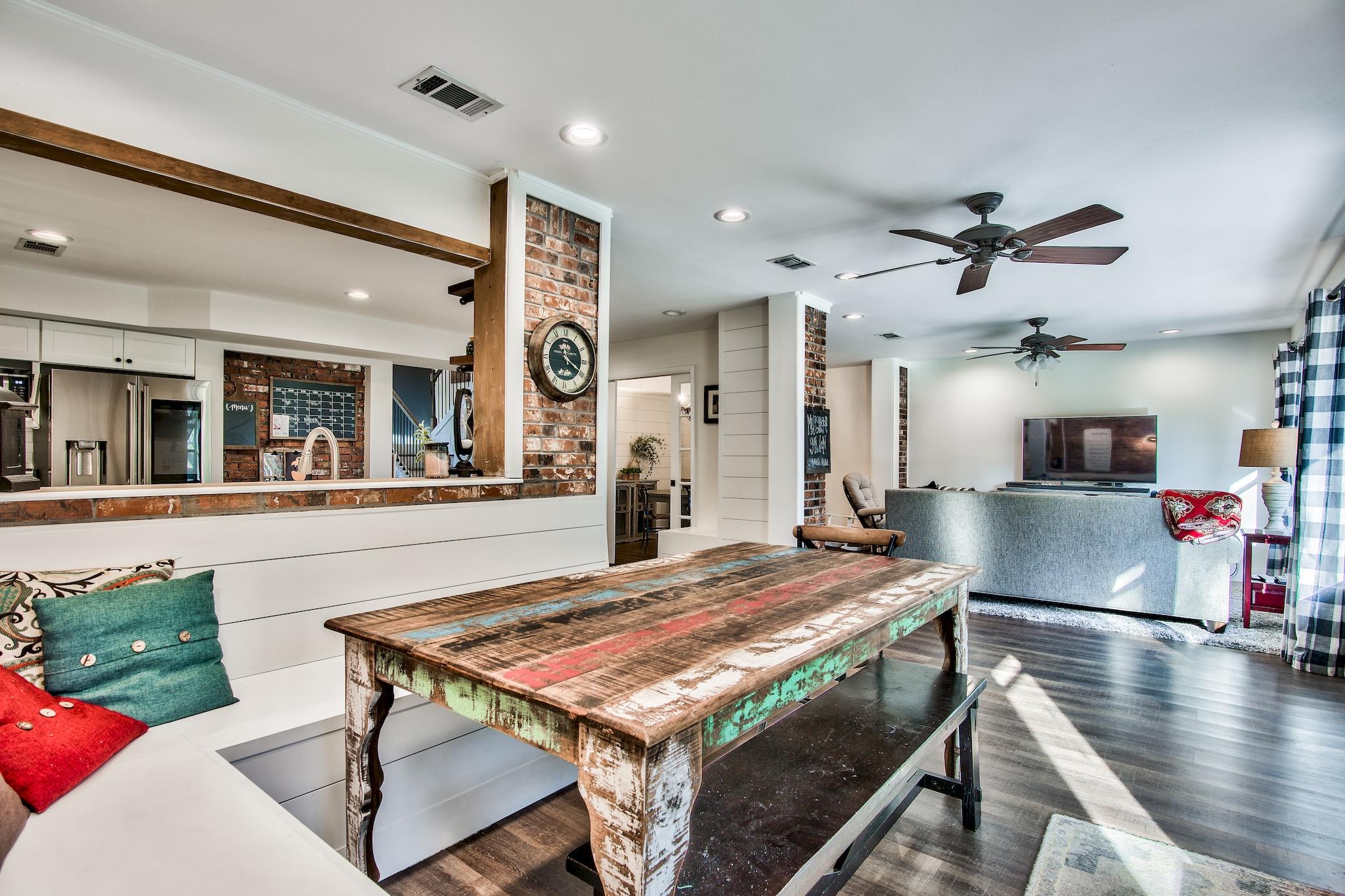 LE CHATEAU - Residential