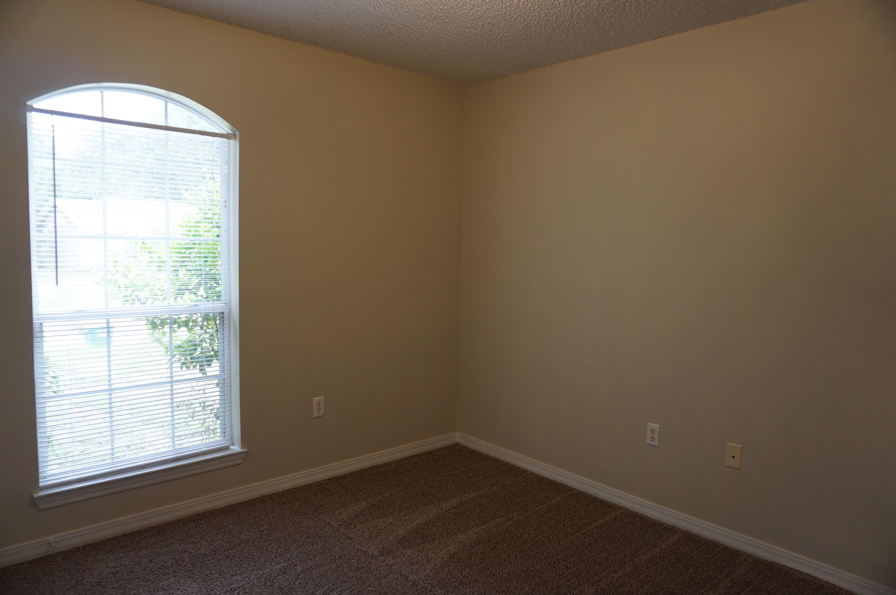 JERNIGAN S/D 2ND ADDN - Residential Lease