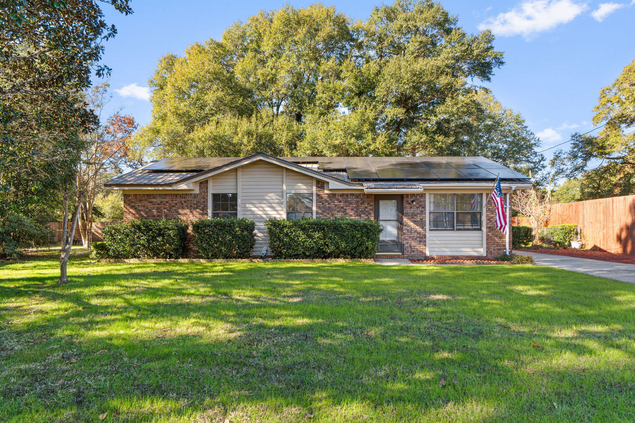LAKEWOOD 1ST ADDN - Residential