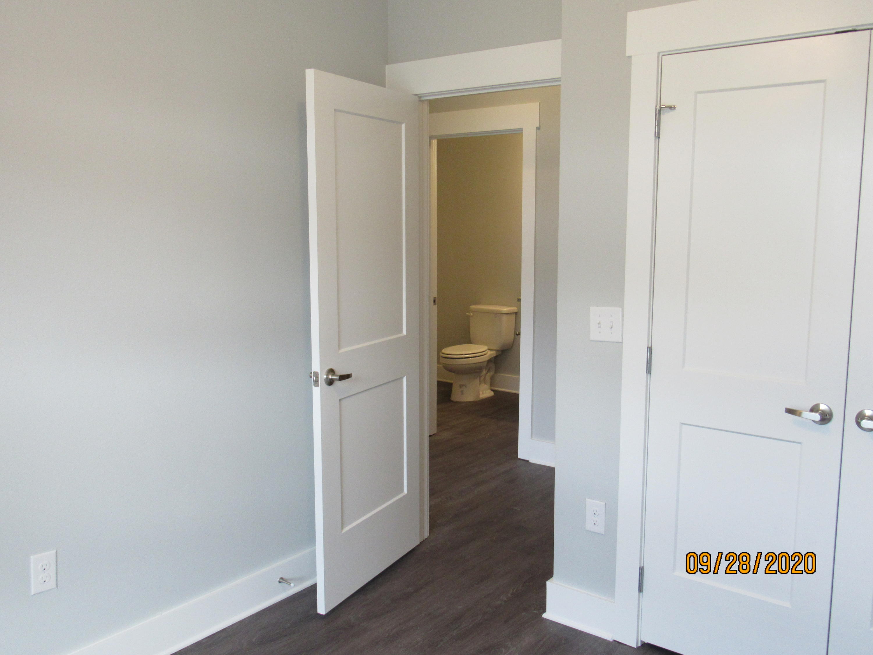 VERANDAS AT FREEPORT - Residential Lease