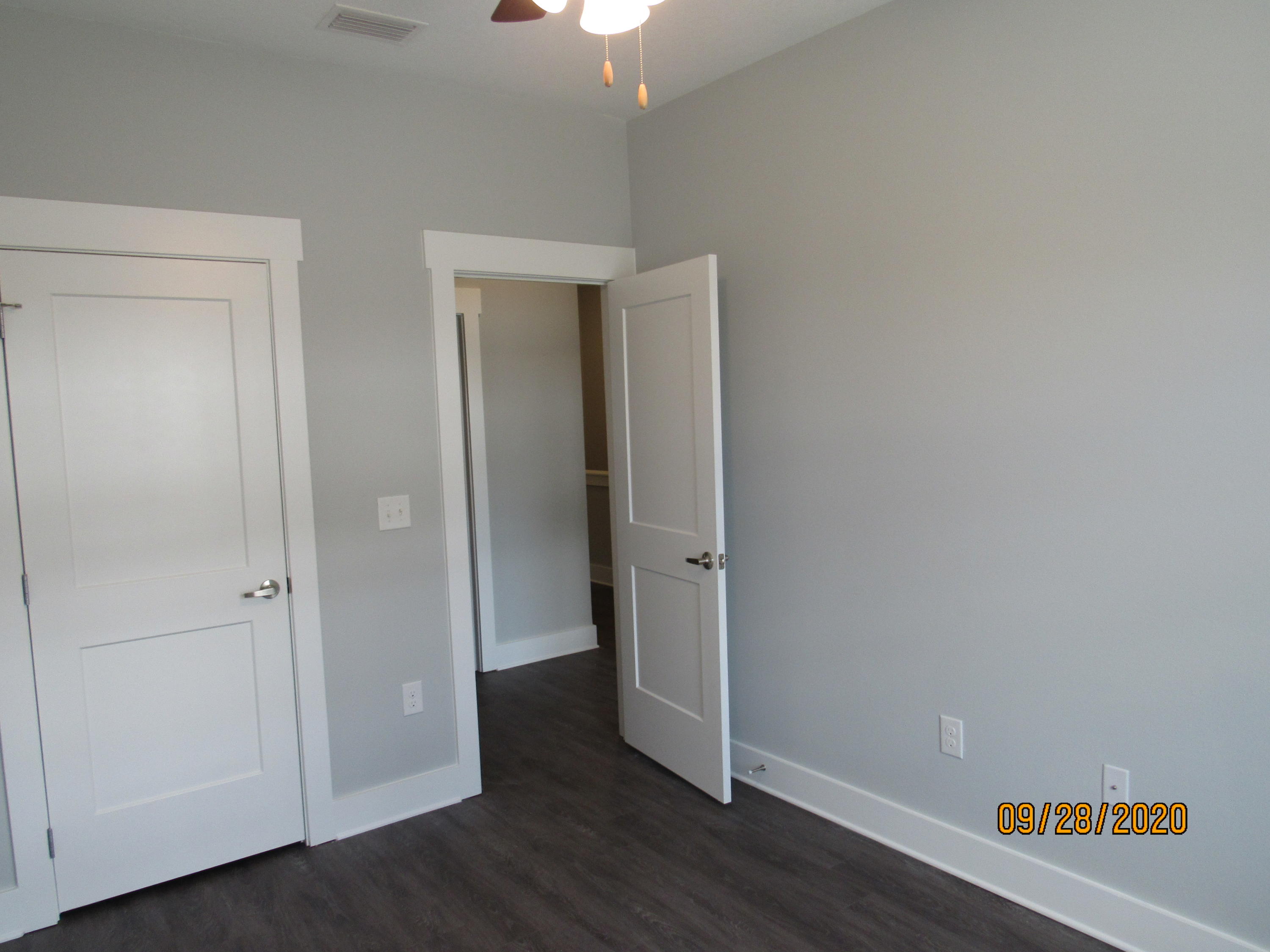 VERANDAS AT FREEPORT - Residential Lease