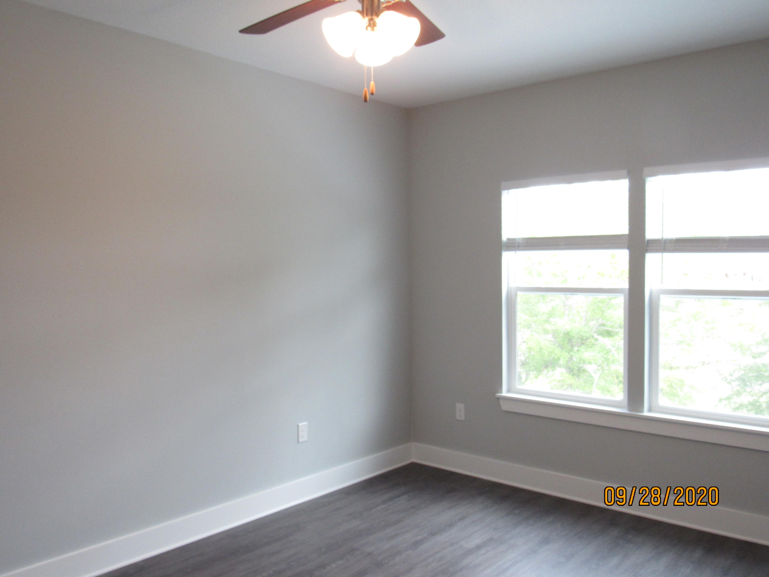 VERANDAS AT FREEPORT - Residential Lease