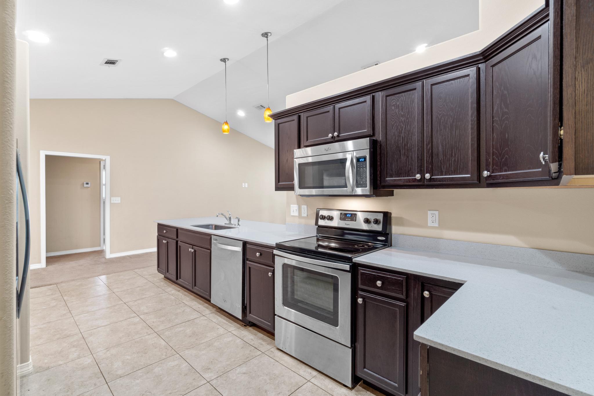 NAVARRE S/D 2ND ADDN - Residential