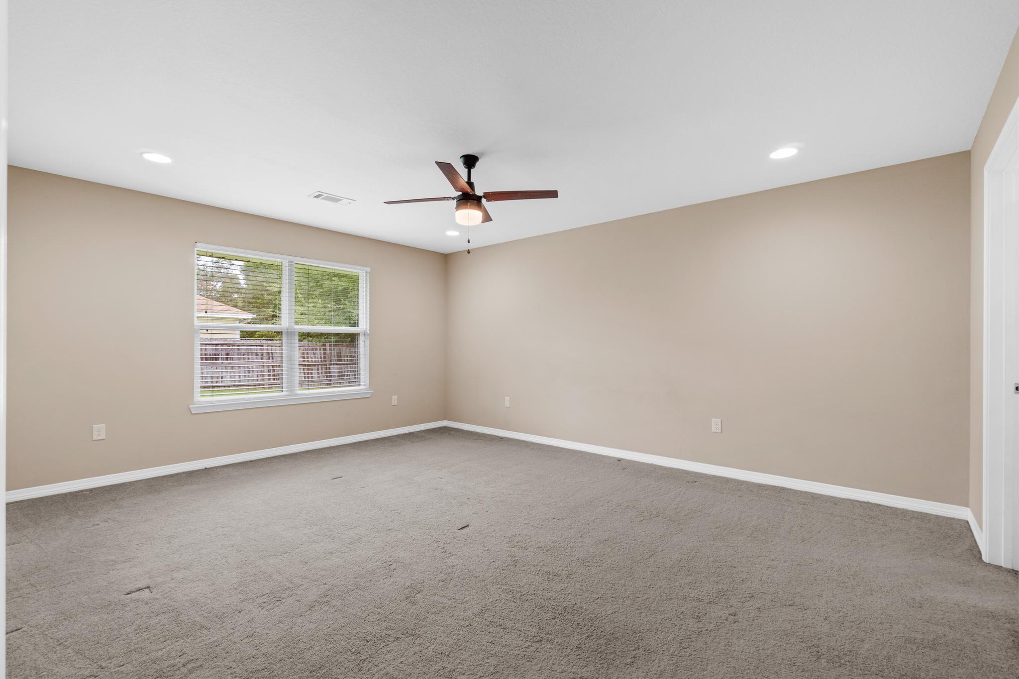 NAVARRE S/D 2ND ADDN - Residential