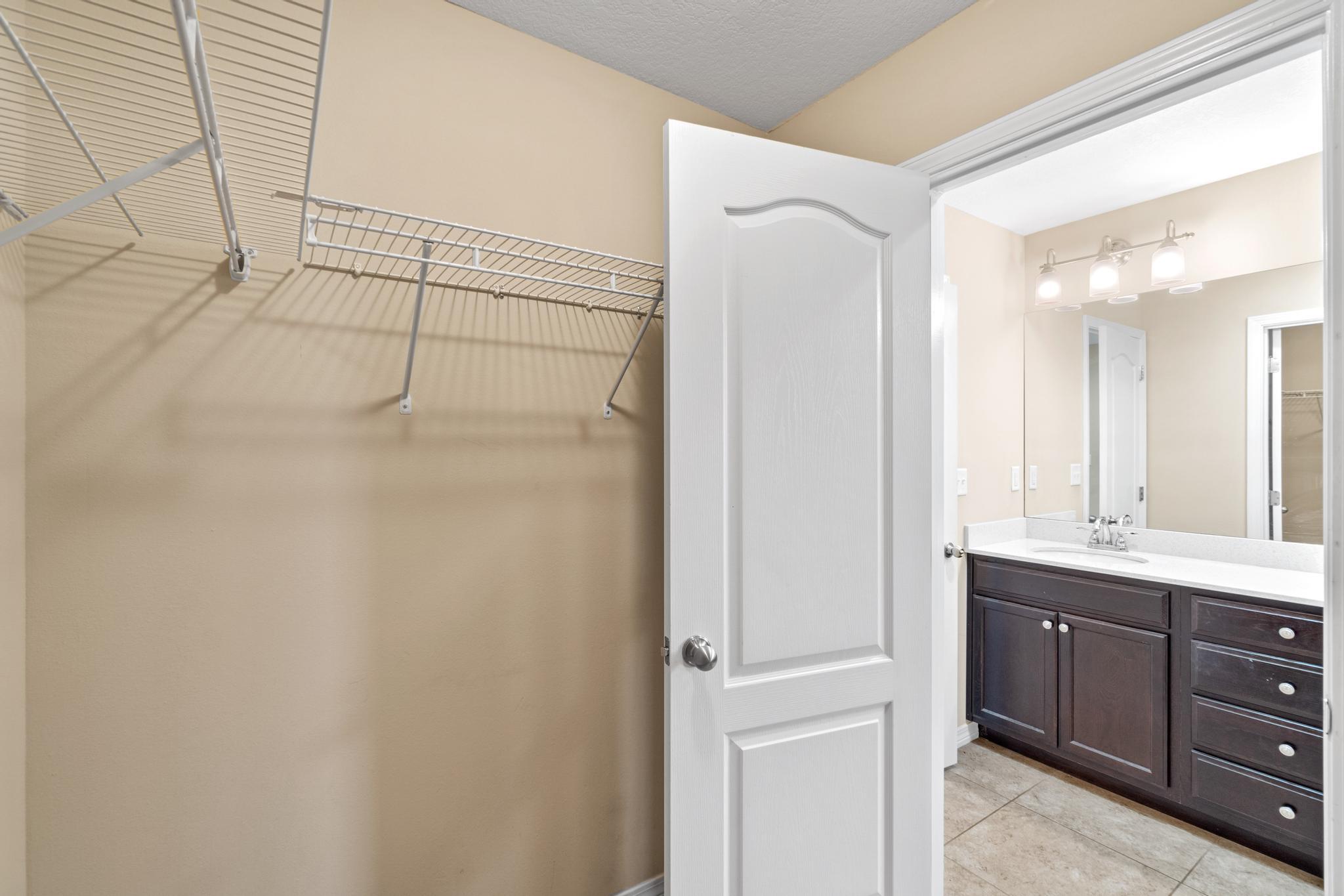 NAVARRE S/D 2ND ADDN - Residential