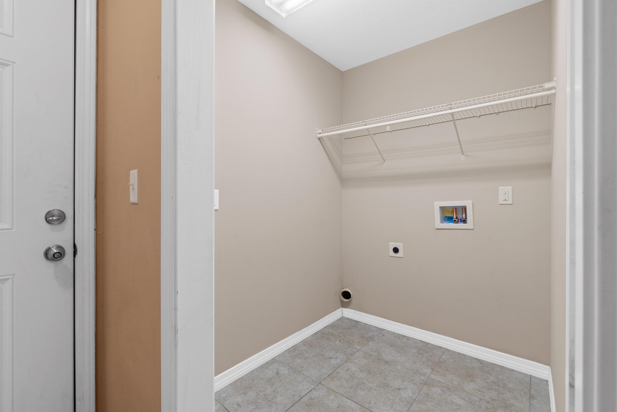 NAVARRE S/D 2ND ADDN - Residential