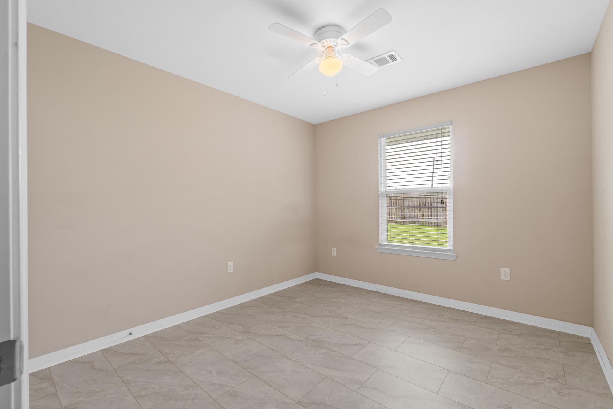 NAVARRE S/D 2ND ADDN - Residential