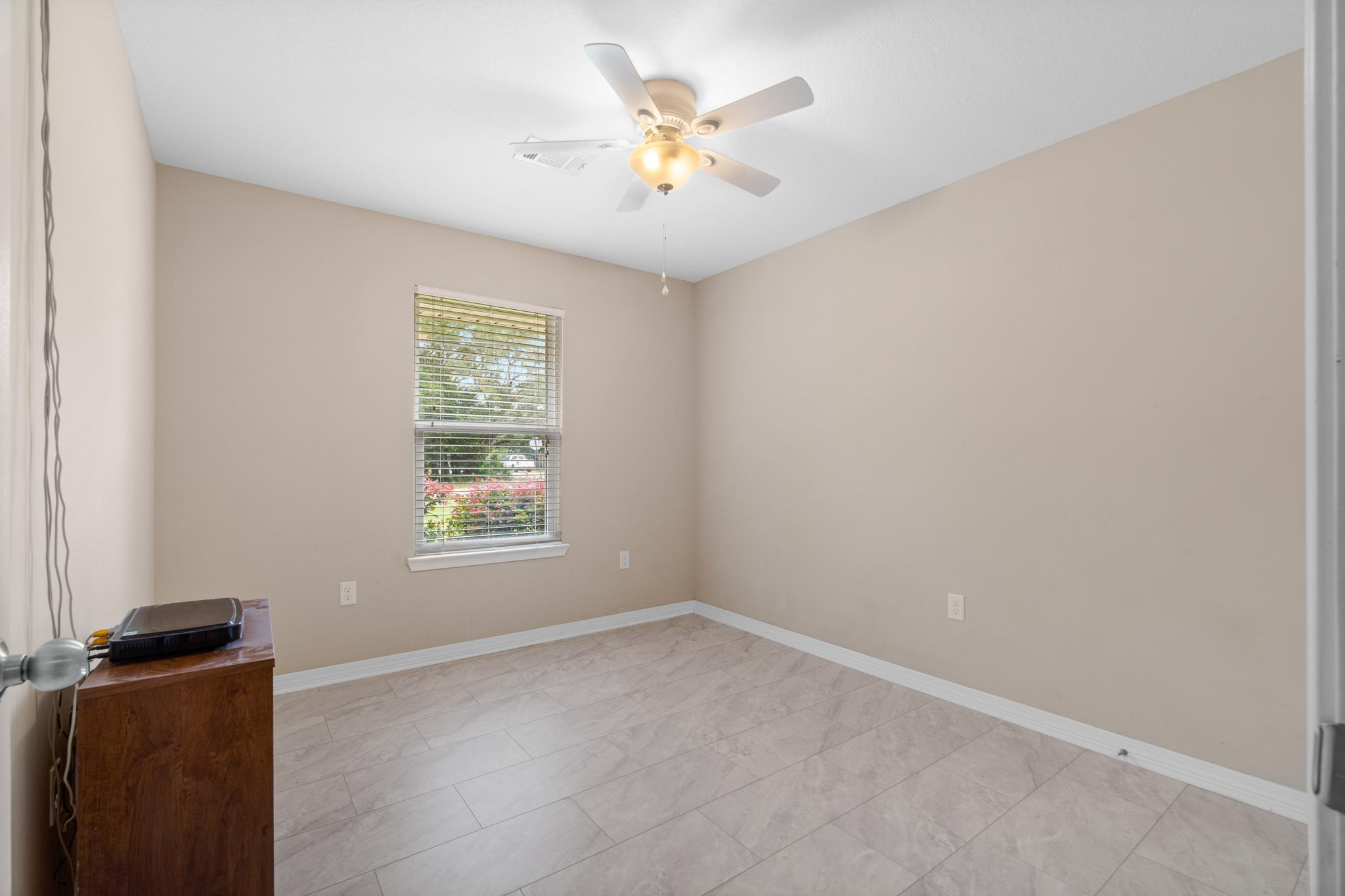 NAVARRE S/D 2ND ADDN - Residential
