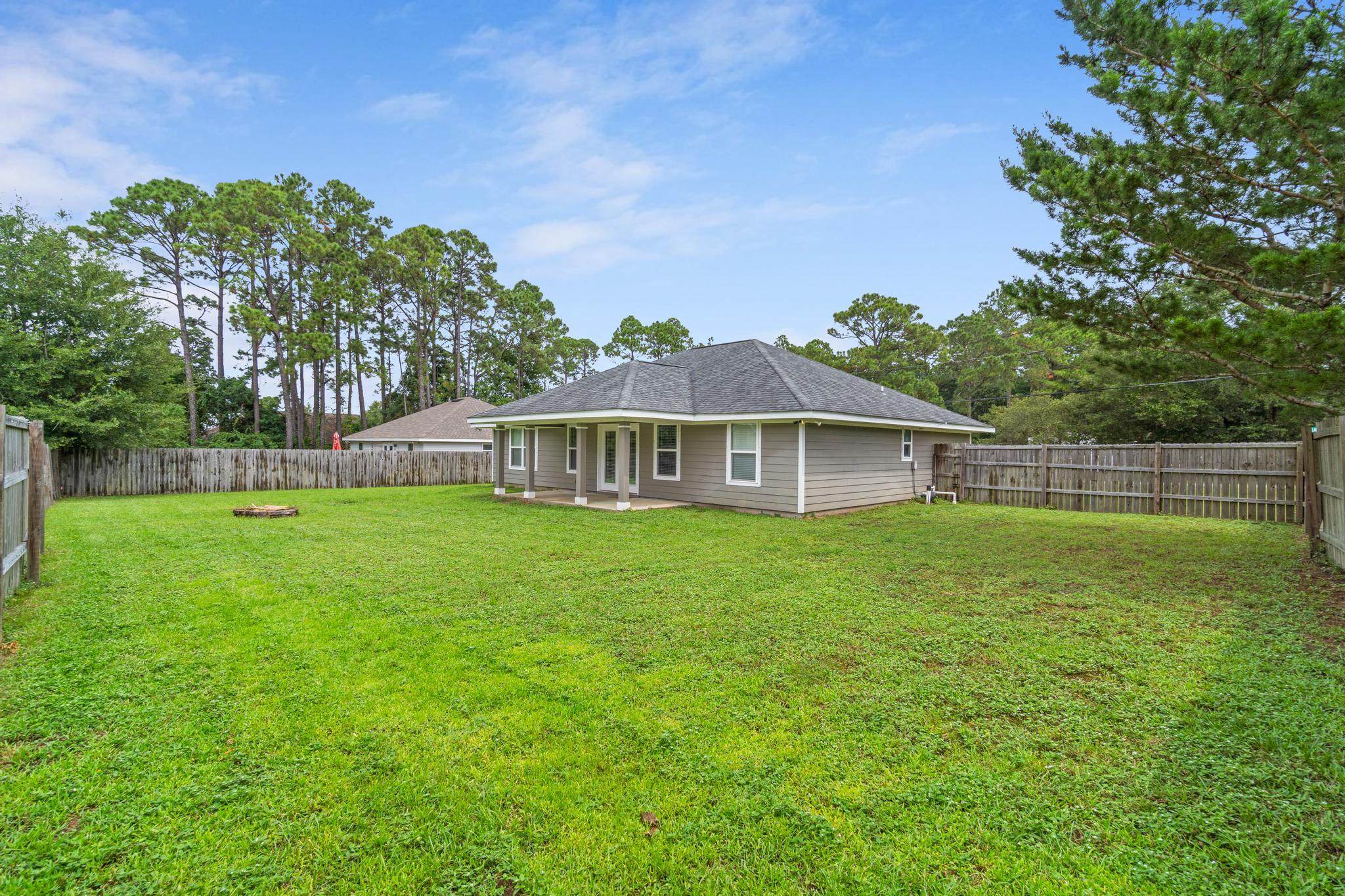NAVARRE S/D 2ND ADDN - Residential