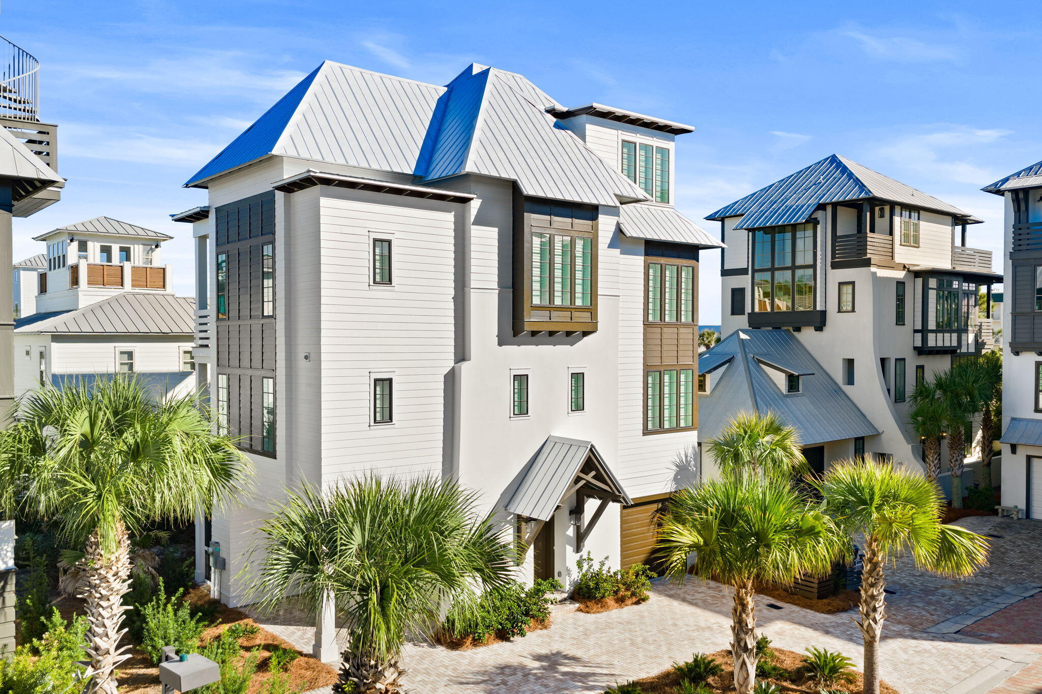 TRESCA PLACE - Residential