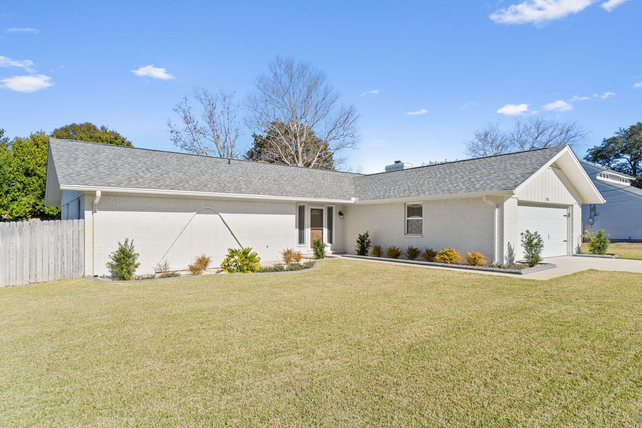 SPRING LAKE #2 - Residential