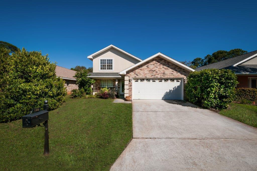 EMERALD LAKES PH 3 - Residential