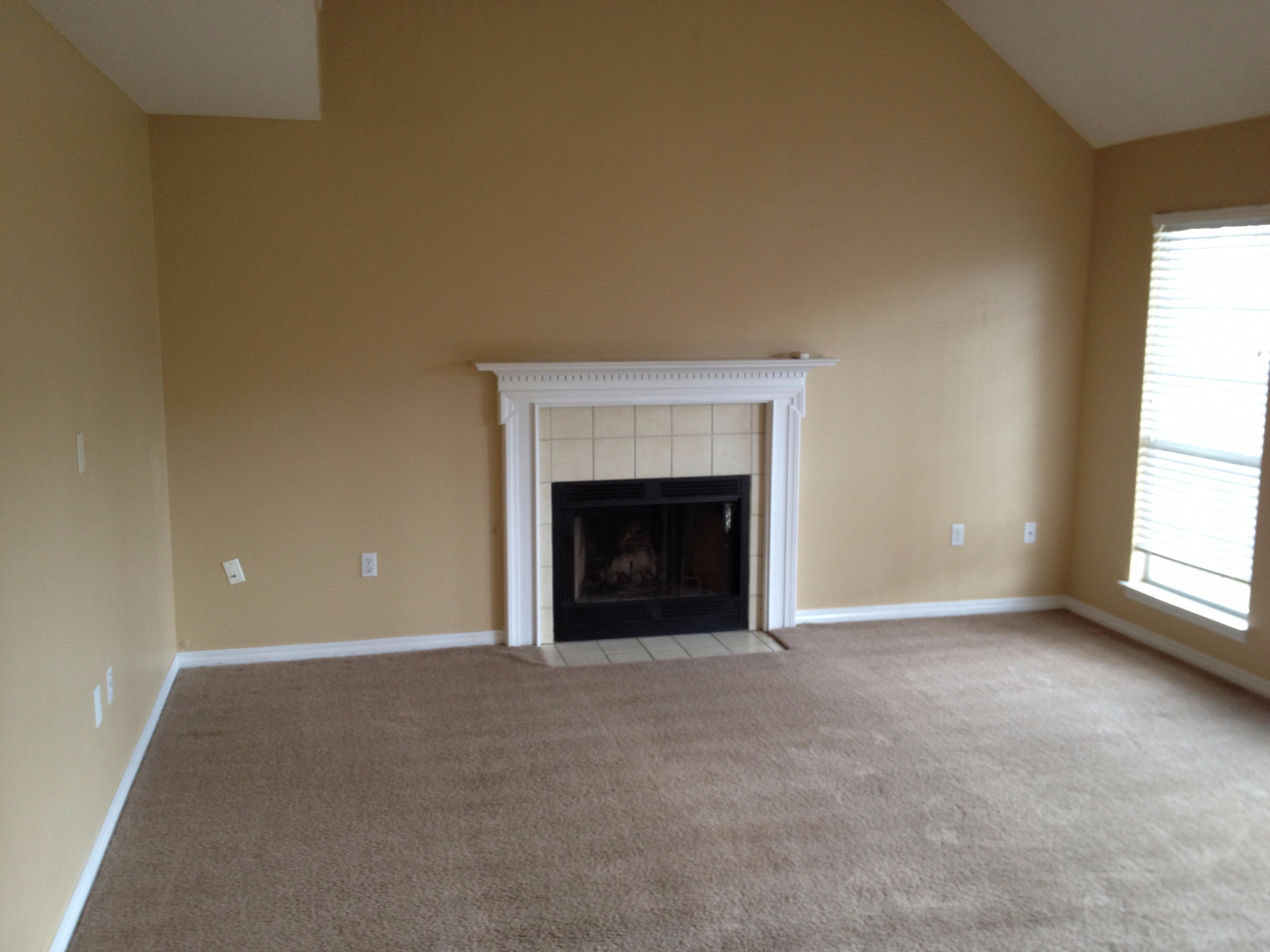GREEN ACRES - Residential Lease