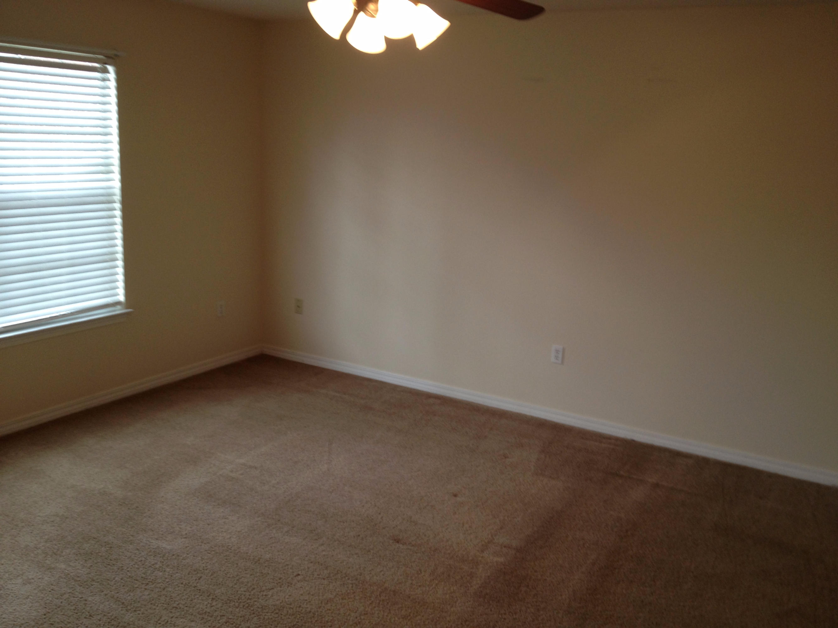 GREEN ACRES - Residential Lease