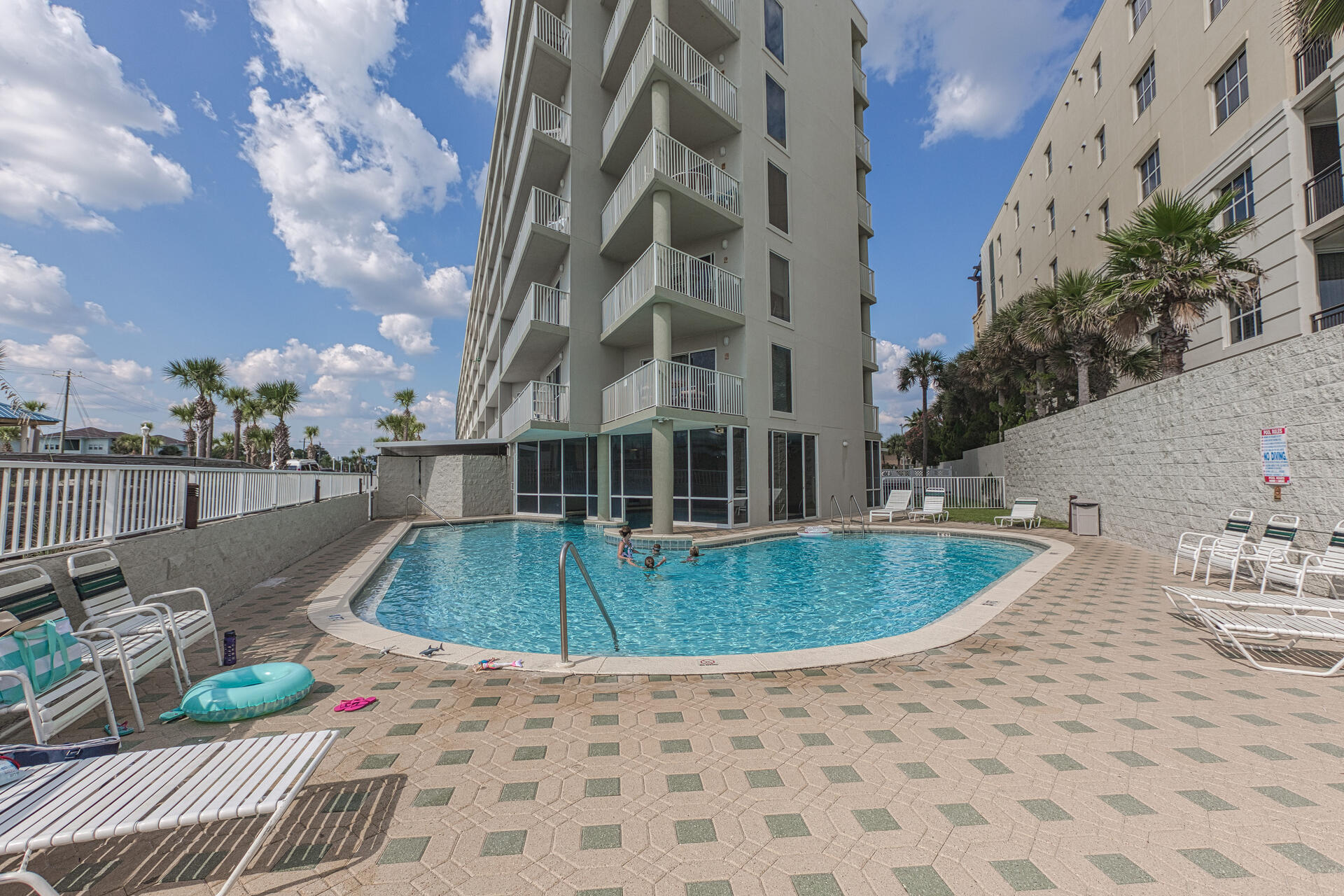 SEACREST CONDO - Residential