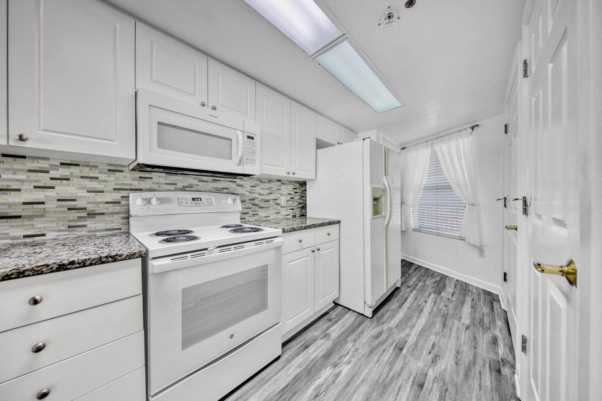 SEACREST CONDO - Residential