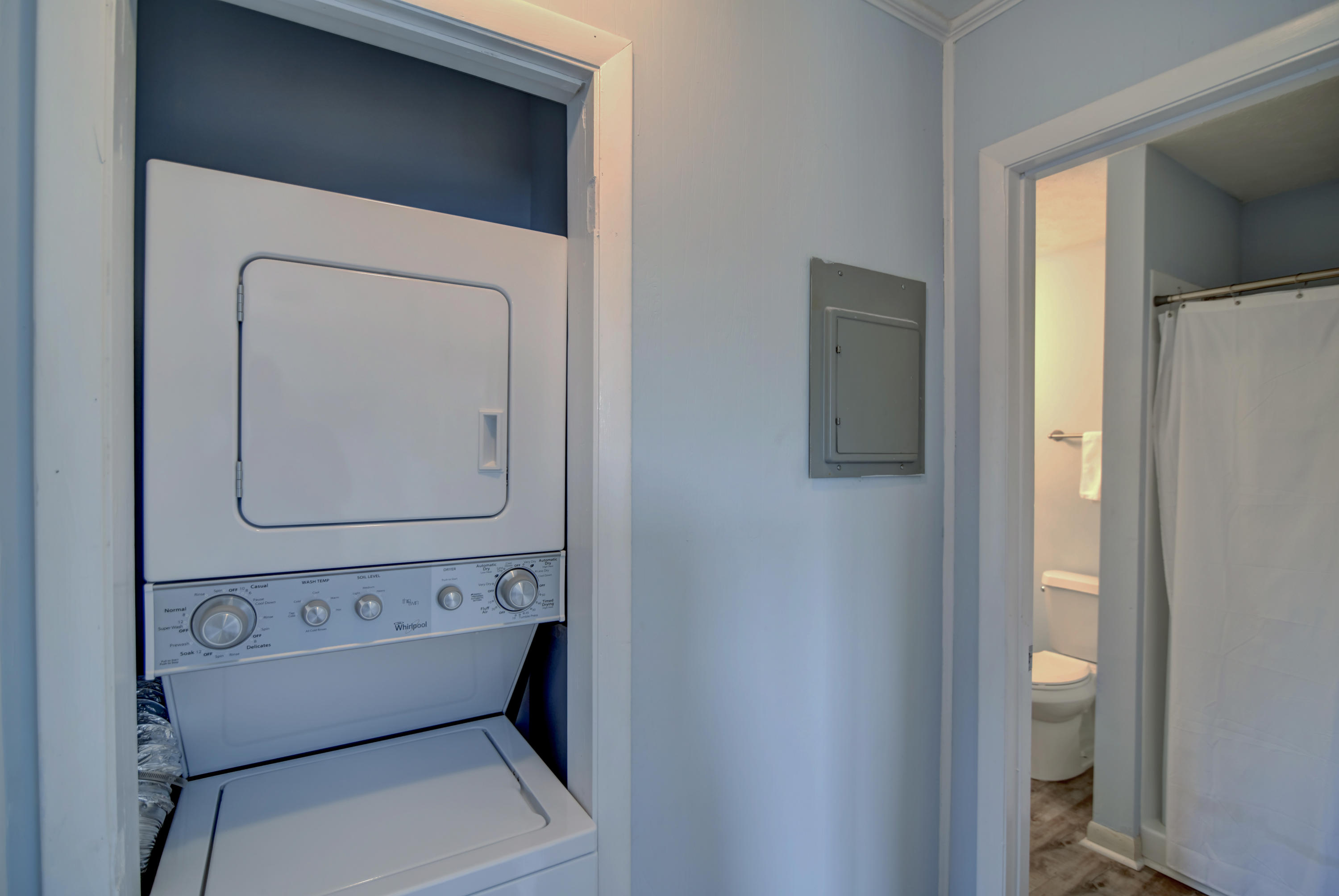 LAGUNA BEACH ESTATES - Residential