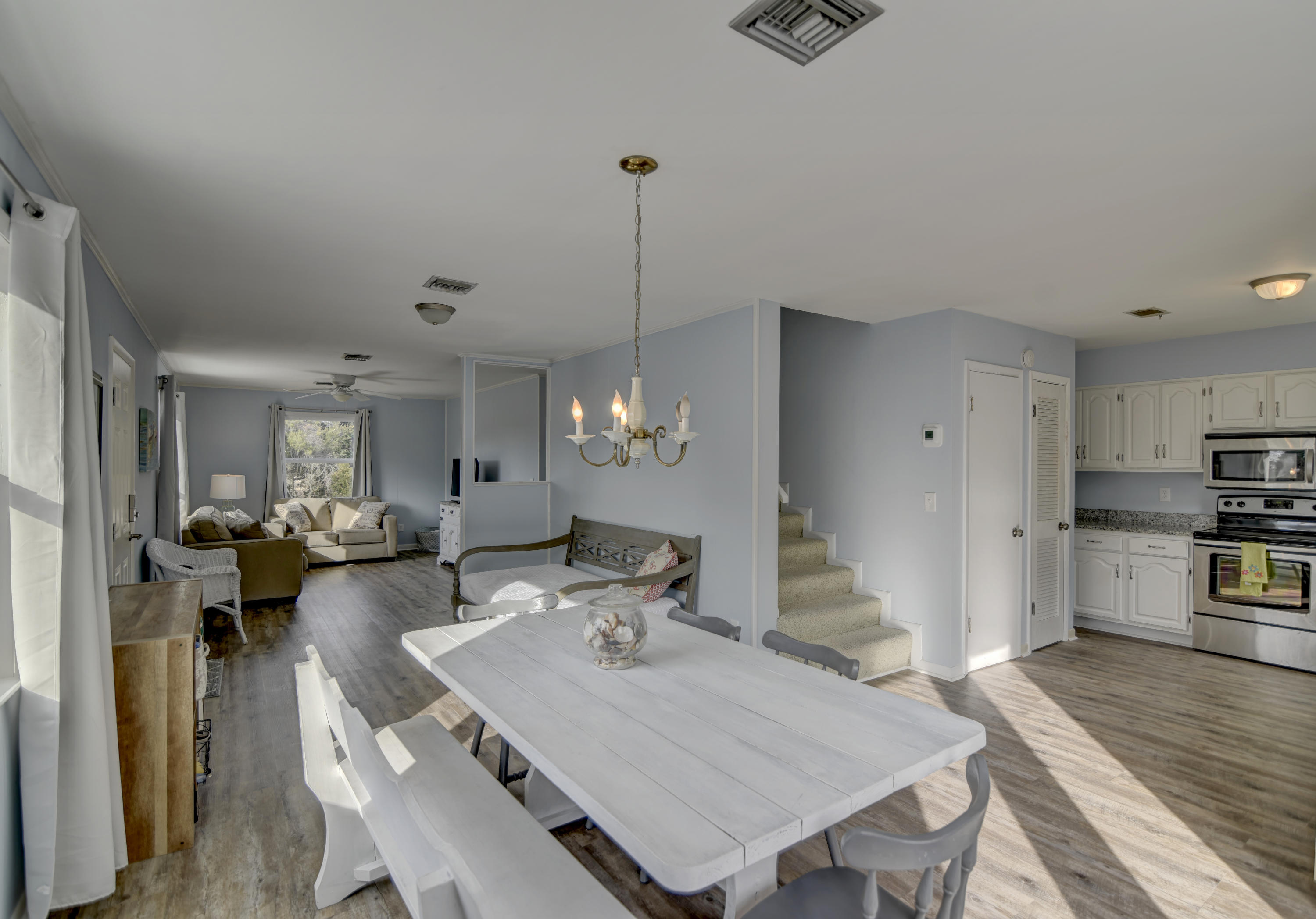 LAGUNA BEACH ESTATES - Residential