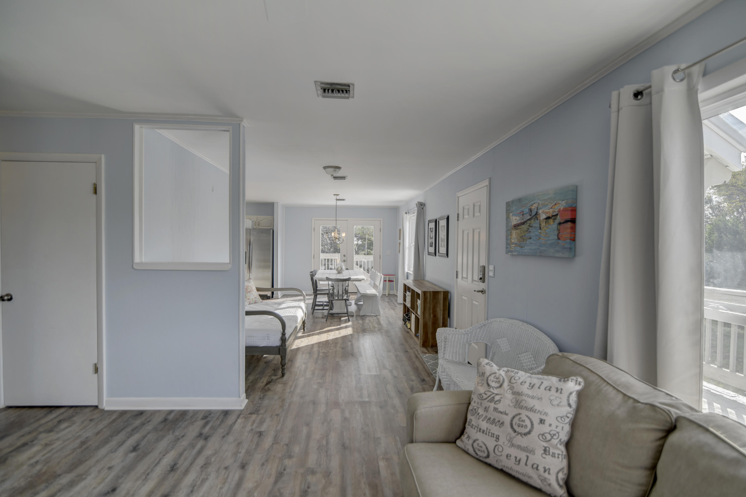 LAGUNA BEACH ESTATES - Residential