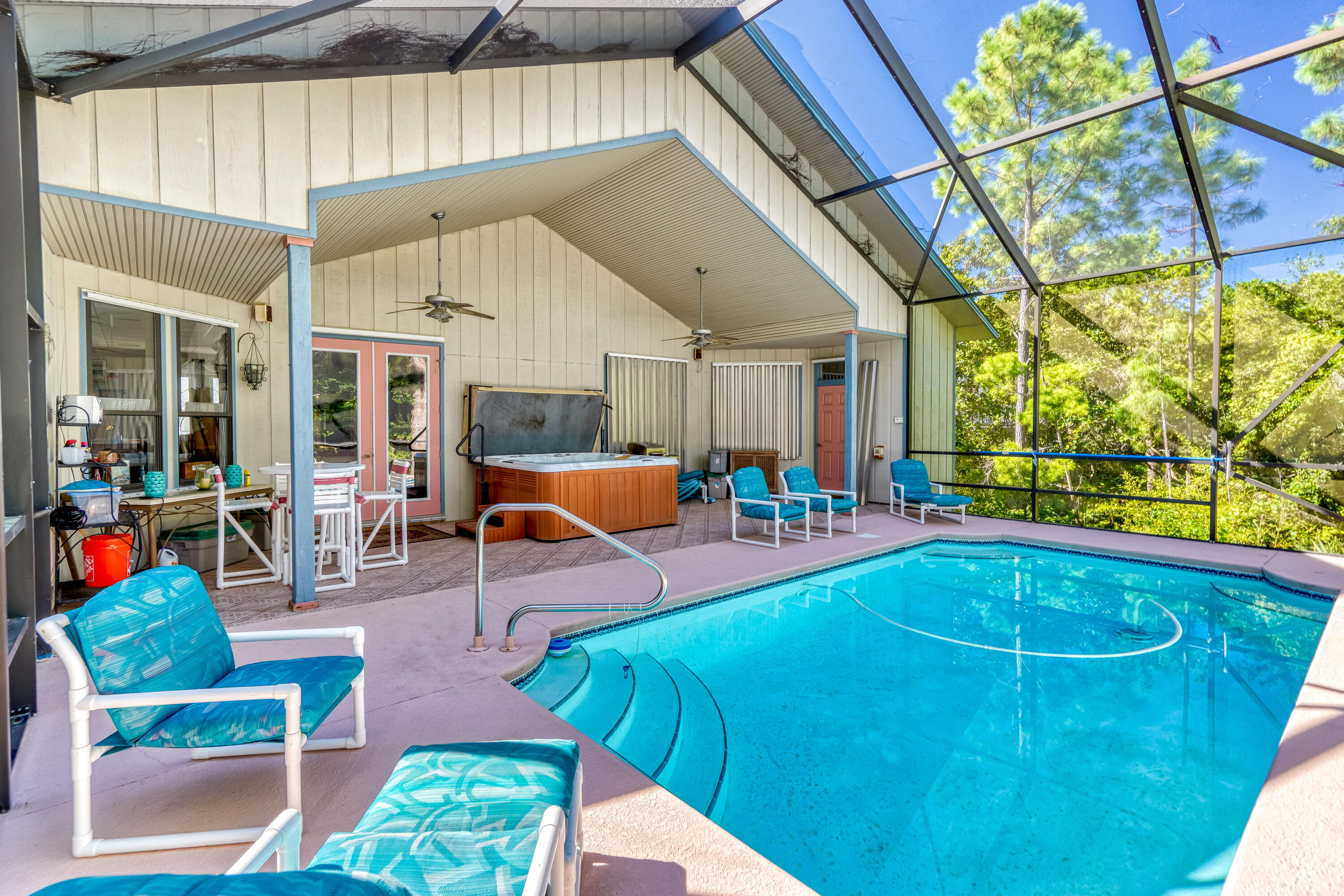 GULF PINES - Residential