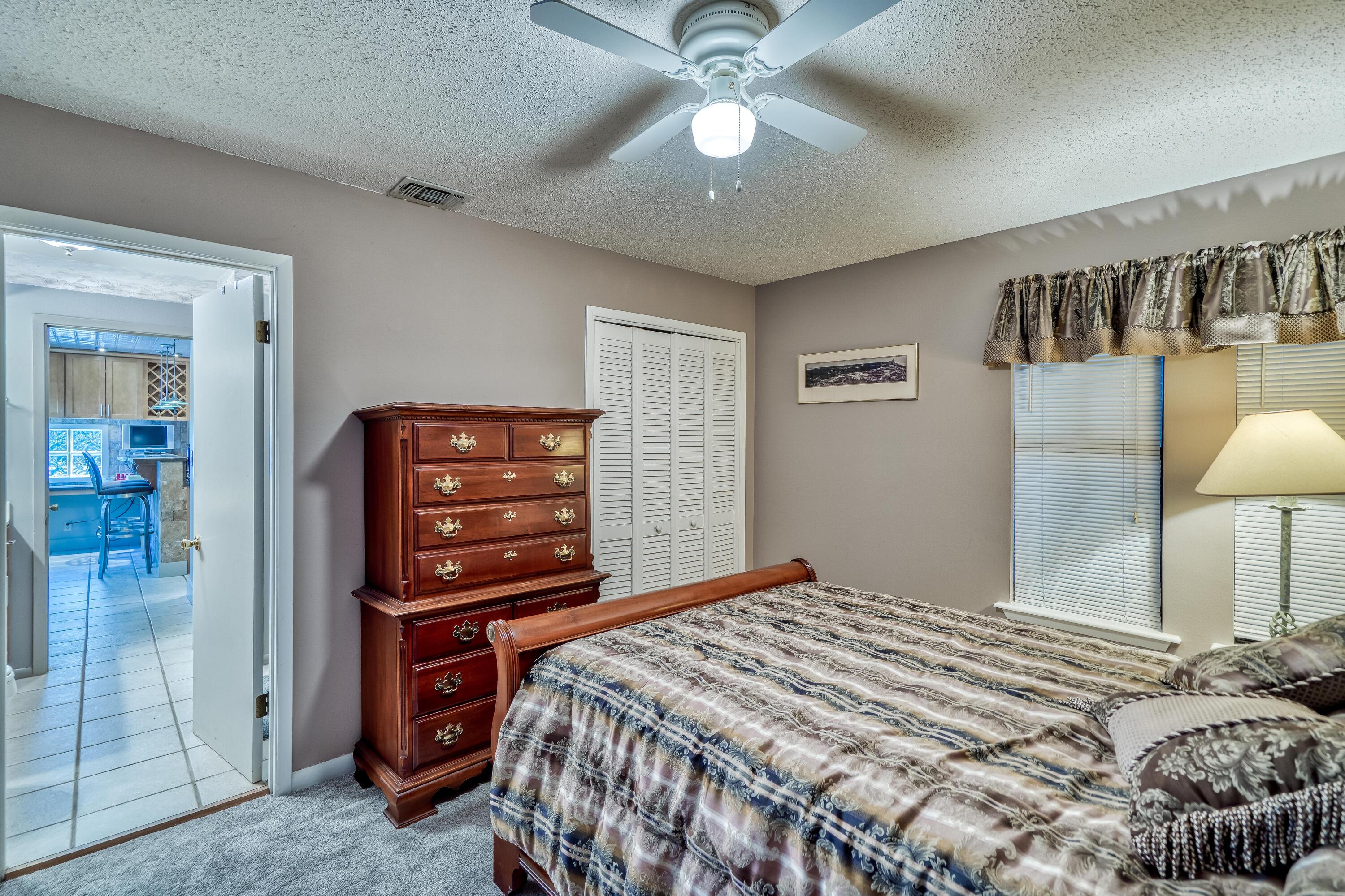 GULF PINES - Residential