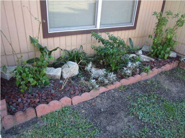 HIDDEN COVE T/H - Residential Lease