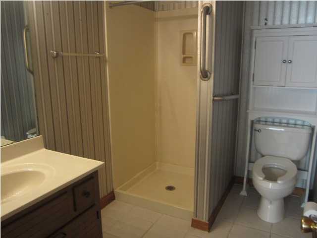 HIDDEN COVE T/H - Residential Lease
