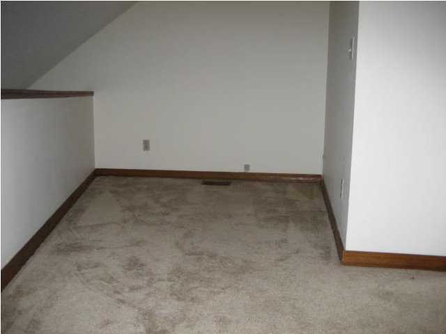 HIDDEN COVE T/H - Residential Lease