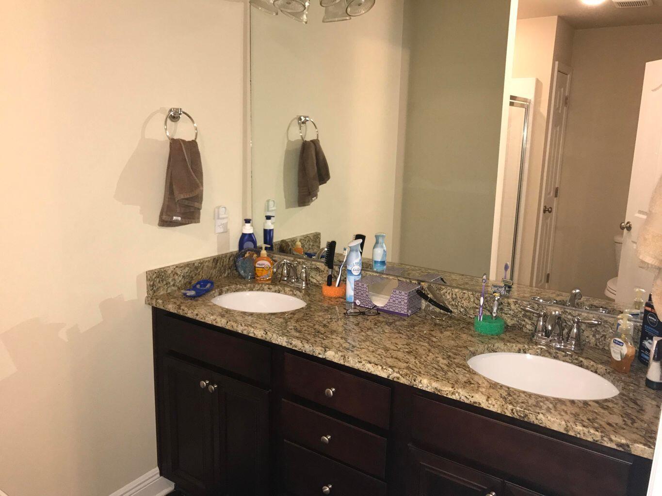 RESERVE POINTE - Residential Lease