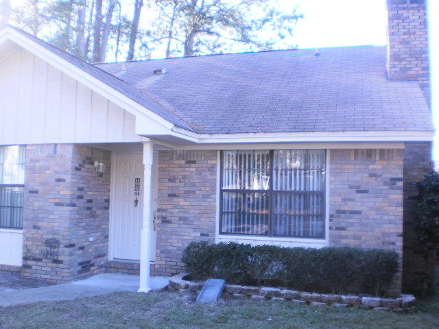 CANDLEWOOD VILLAGE - Residential Lease