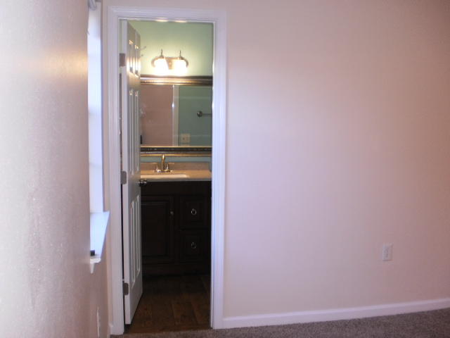 CANDLEWOOD VILLAGE - Residential Lease
