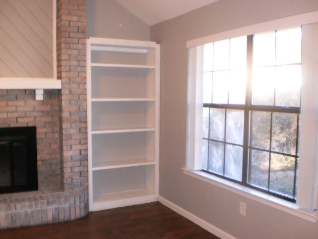 CANDLEWOOD VILLAGE - Residential Lease