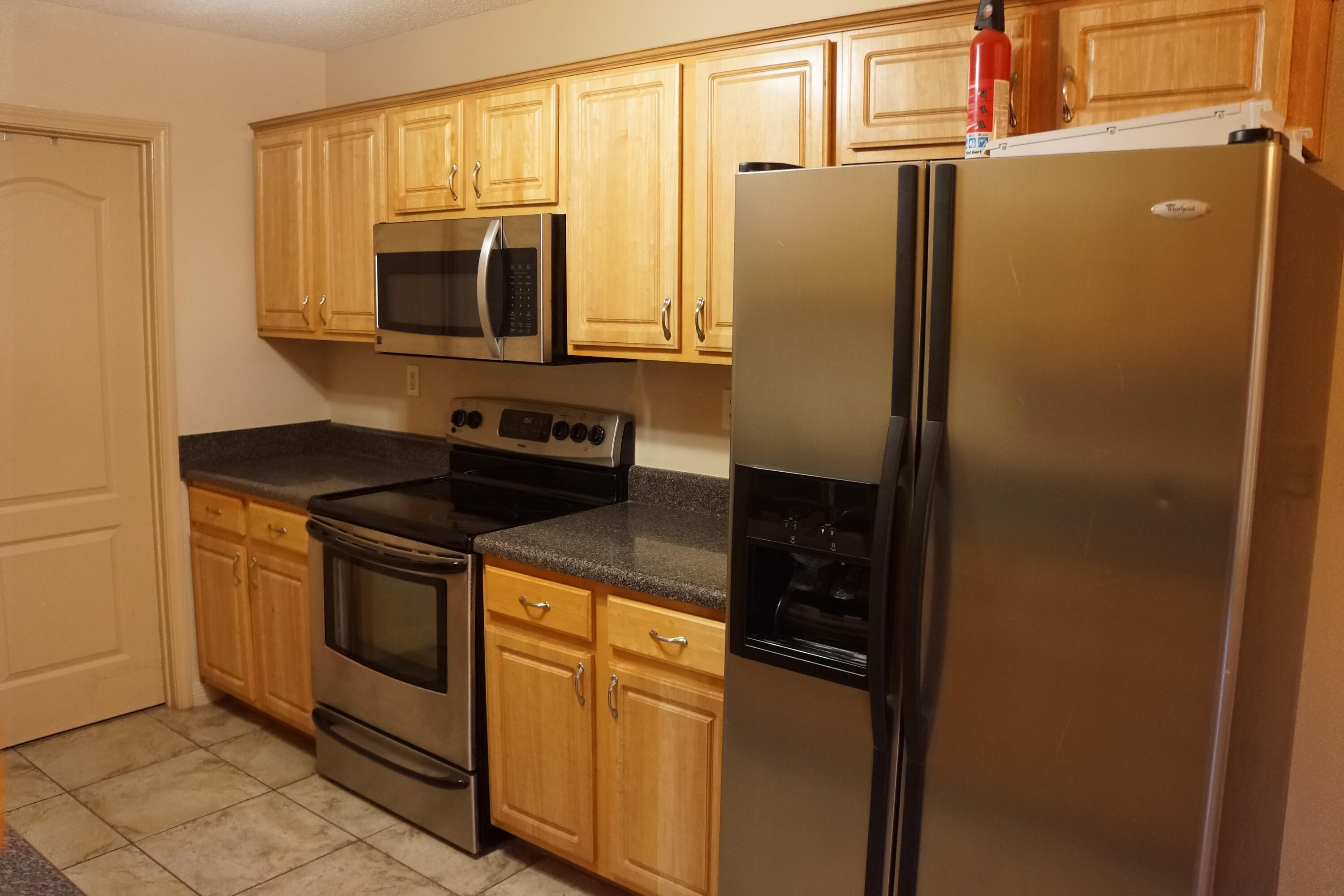SPRING HOLLOW ESTATES - Residential