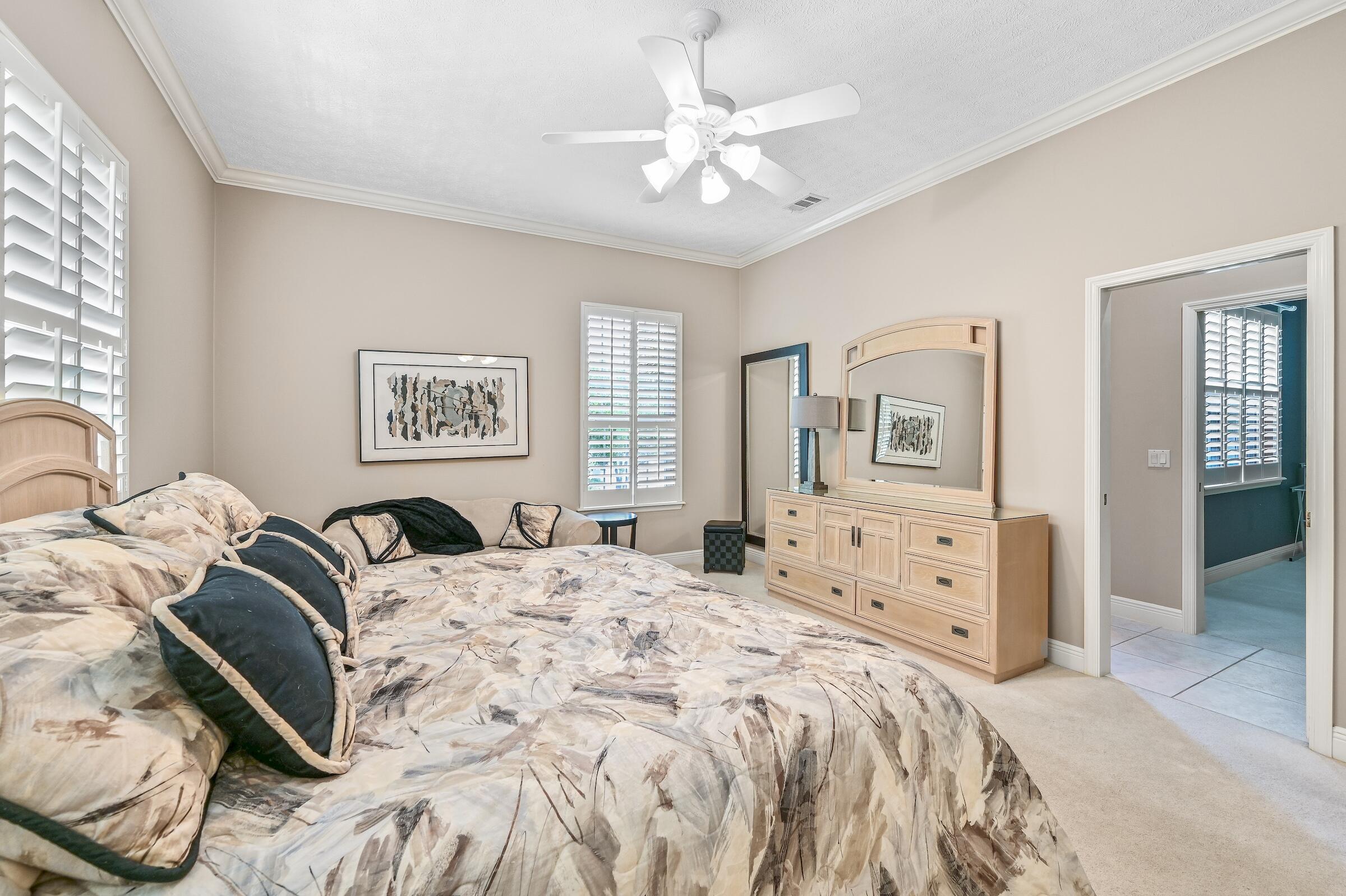 REGATTA BAY - Residential