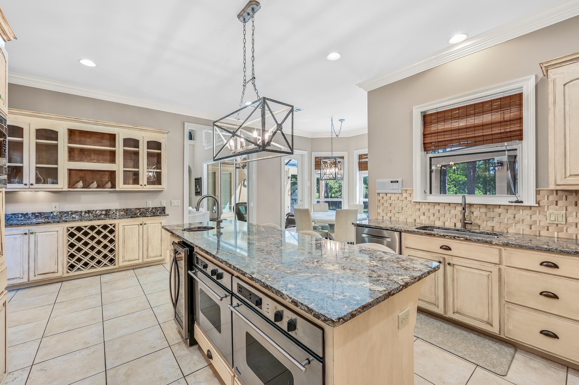 REGATTA BAY - Residential