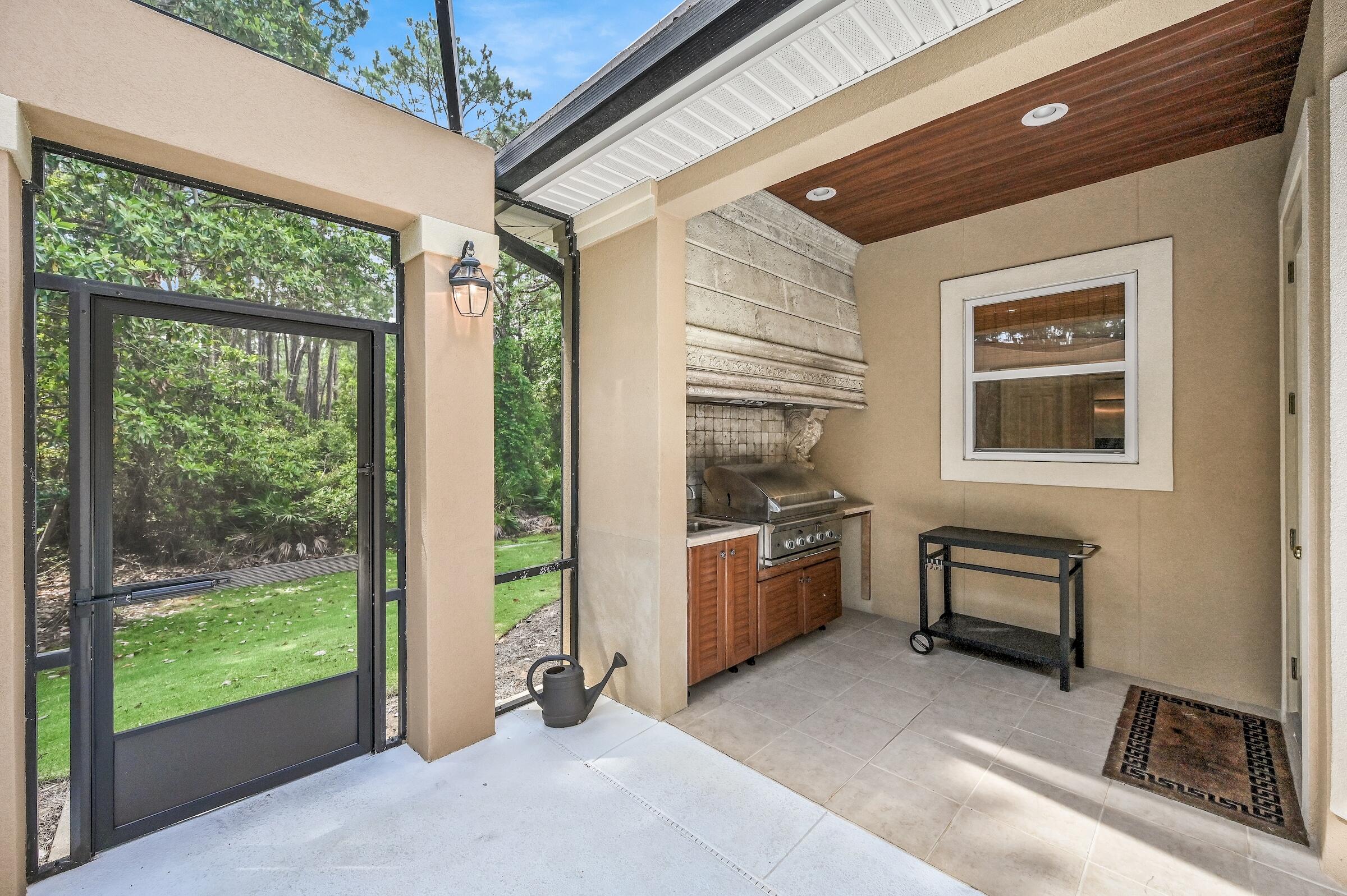 REGATTA BAY - Residential