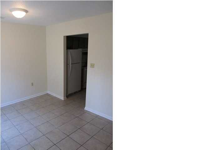 FALCON RIDGE - Residential Lease
