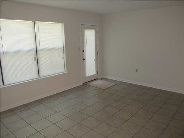 FALCON RIDGE - Residential Lease