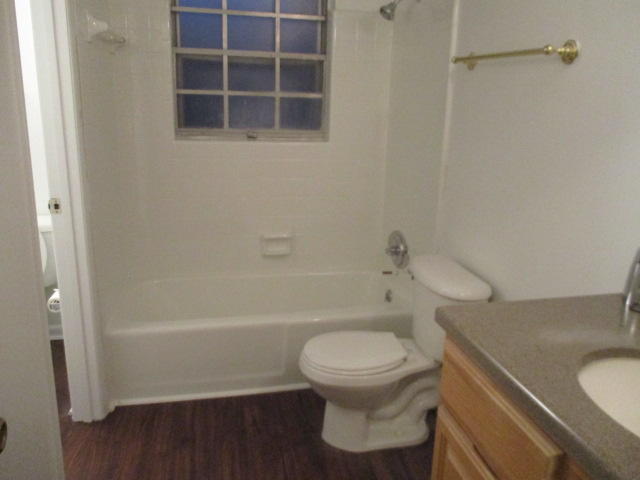 PORT DIXIE - Residential Lease