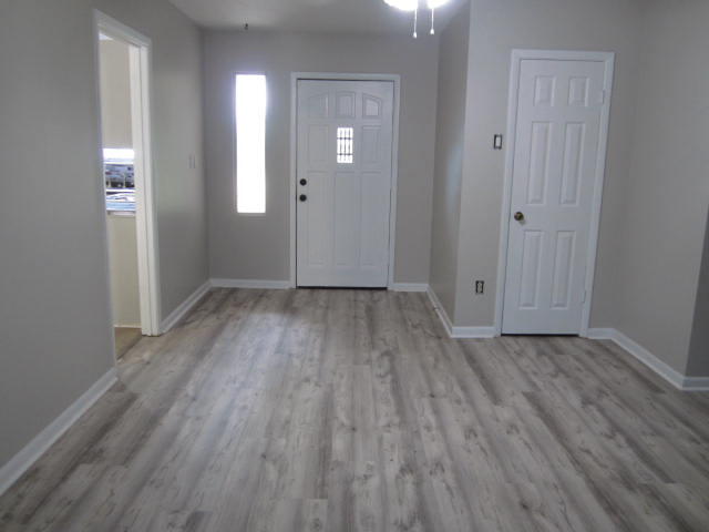 PORT DIXIE - Residential Lease